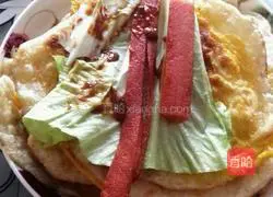 Illustration of home-style egg-filled pancakes 15