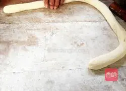 Illustration of how to make mackerel dumplings 12