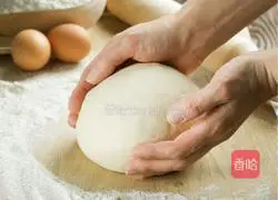 白Illustration of how to make steamed buns 1