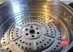 Illustration of how to make pumpkin steamed buns 10