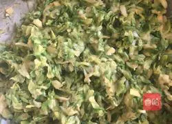  Illustration of how to make sophora cake vegetable soup 6