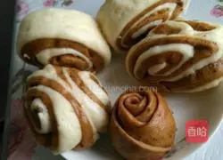 Illustration of how to make brown sugar and red date steamed buns 8