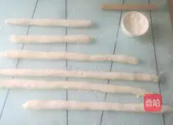 Illustration of how to make leek and egg dumplings 8