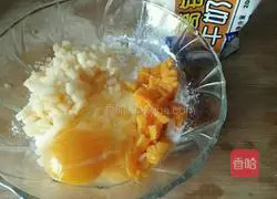 Illustration of how to make fruit egg pancake 3