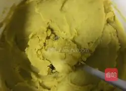 Illustration of how to make golden cake 3