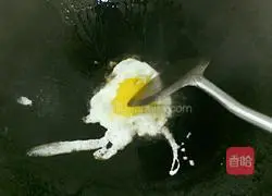 Illustration of how to make fried egg noodles 9