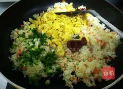 Illustration of Korean Chili Sauce Egg Fried Rice 8