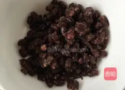 Illustration of how to make honey bean and sweet-scented osmanthus glutinous rice balls 3