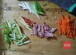 Illustration of how to make fried rice noodles 3