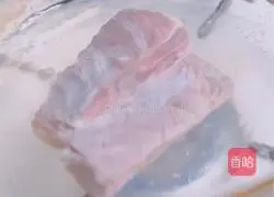 Illustration of how to make Tom Yum Beef Noodles at home 1