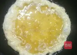 Illustration of how to make egg pancakes 4