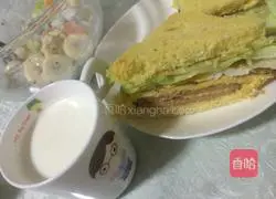 Illustration of how to make a sandwich 8