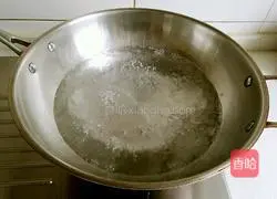 Illustration of how to make colorful egg fried rice 3