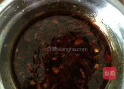 Illustration of how to make pork dumplings 12