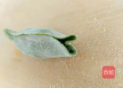 Illustration of how to make mutton dumpling stuffing 12