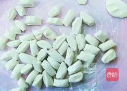 How to make electric pancake pot stickers 7