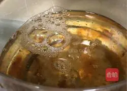 Illustration of how to make peach gum dumplings during the Lantern Festival on the 15th day of the first lunar month 2