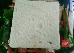 Illustration of how to make fruit and vegetable sandwiches 12