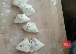 Illustration of how to make hot noodle cakes 6