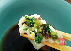 Illustration of how to make dumplings stuffed with parsley, fungus and eggs 15