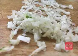 Illustration of how to make leek and egg pancakes (electric pancake mode) 2