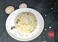 Illustration of how to make snow peas, ham and egg fried rice 11