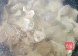 Illustration of how to make dumplings stuffed with chives 7