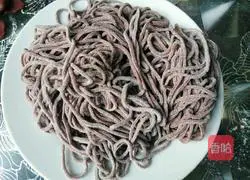 Illustration of how to make simple noodles 1
