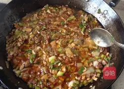 Illustration of the making process of noodle sauce 3