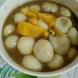 Sweet potato glutinous rice balls with ginger syrup