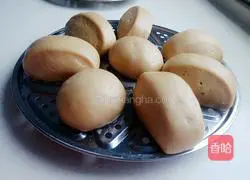 Illustration of homemade brown sugar steamed buns 15