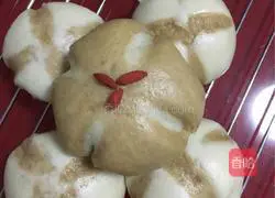 Illustration of how to make flowering steamed buns 8