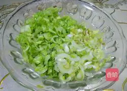 Illustration of how to make vegetable bun filling 5