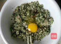 Illustration of how to make mushroom wontons 7