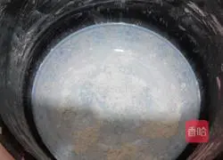 Illustration of how to make pumpkin milk-flavored steamed buns 10