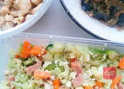 Illustration of how to make fake cauliflower fried rice 10