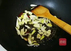 Illustration of how to make large plate of chicken noodles 3