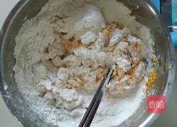 Illustration of how to make pumpkin pattern steamed buns 1