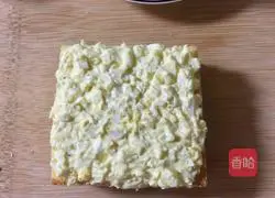 Illustration of how to make ham, cheese and egg sandwich 9