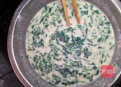 Illustration of how to make Echinacea Egg Pancake 5