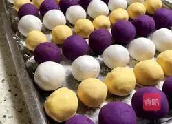 Three-color glutinous rice balls Practice illustration 3