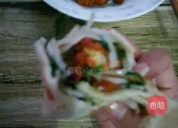 Illustration of how to make burrito 4