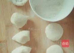 Illustration of how to make hot noodle cake 5