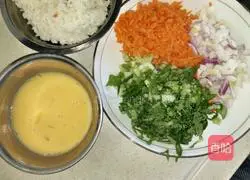 Illustration of how to make egg fried rice 2