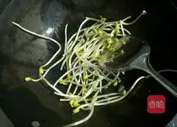 Korean Illustration of how to make spicy cabbage fried rice 3