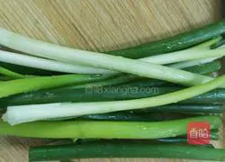 Illustration of making fermented bean curd noodles 8