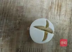 Illustration of how to make flowering steamed buns 3