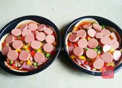 Illustration of how to make dumpling wrapper pizza 6