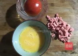 Illustration of how to make tomato and duck egg fried rice 3