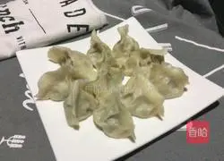 Pork and celery filling dumplings Illustration of how to do it 17